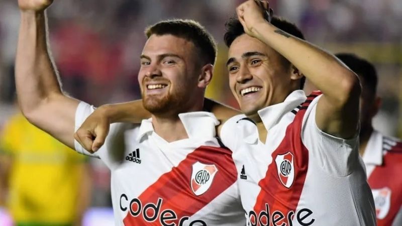 River se metió en 4tos., goleando 4-0 a Defensa