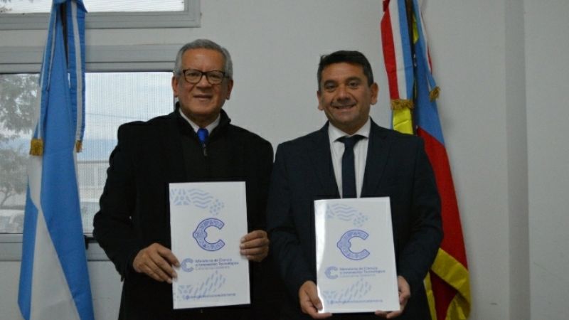 Convenio entre el Ministerio de Innovación Tecnológica y Fray Mamerto Esquiú