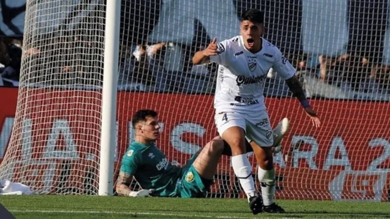 Central jugó pésimo y Quilmes lo eliminó en los penales