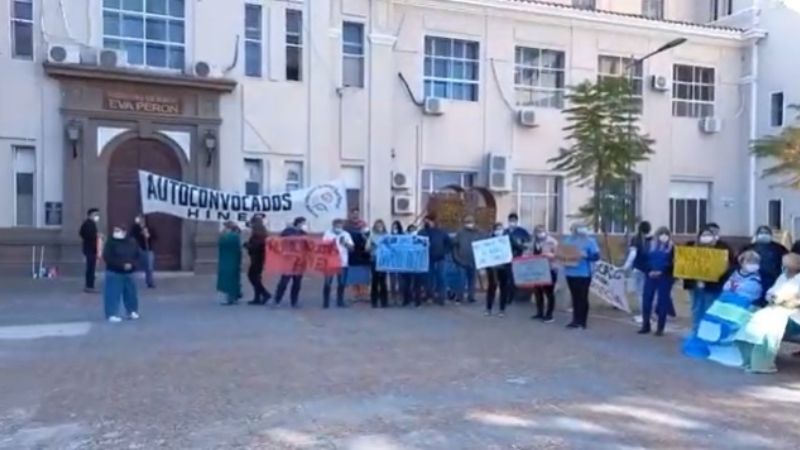 Abrazo simbólico al Hospital de Niños