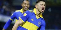 EL PARAGUAYO Osca Romero hizo los dos goles de Boca, ante Platense.