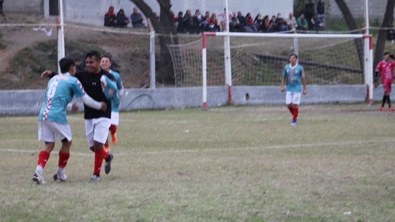 Coronel Daza el mejor del Anual y con el “1” al “Petit”