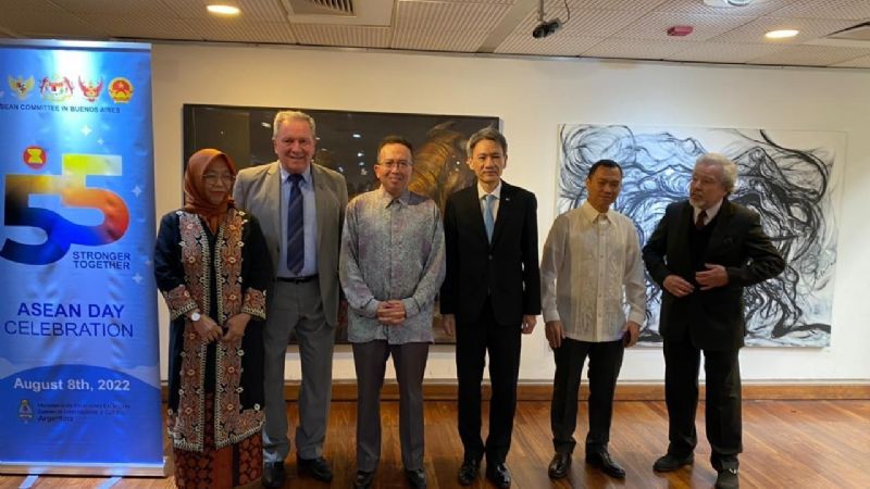 El vicegobernador Rubén Dusso participó junto a diplomáticos asiáticos del Asean Day 2022