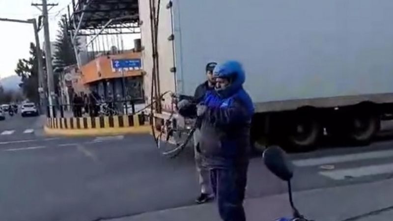 Camión arrasó con cableado