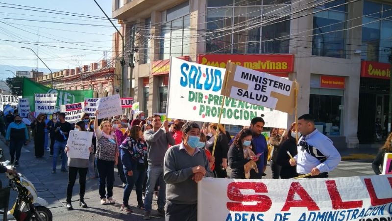 Masiva marcha de la salud