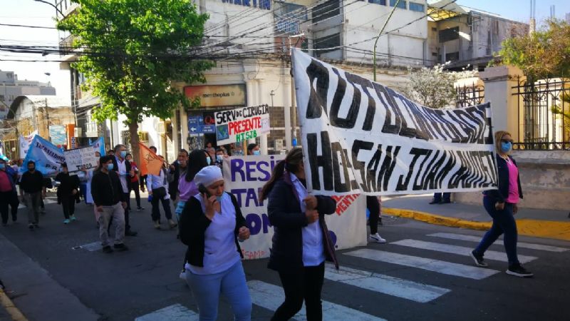 Masiva marcha de la salud