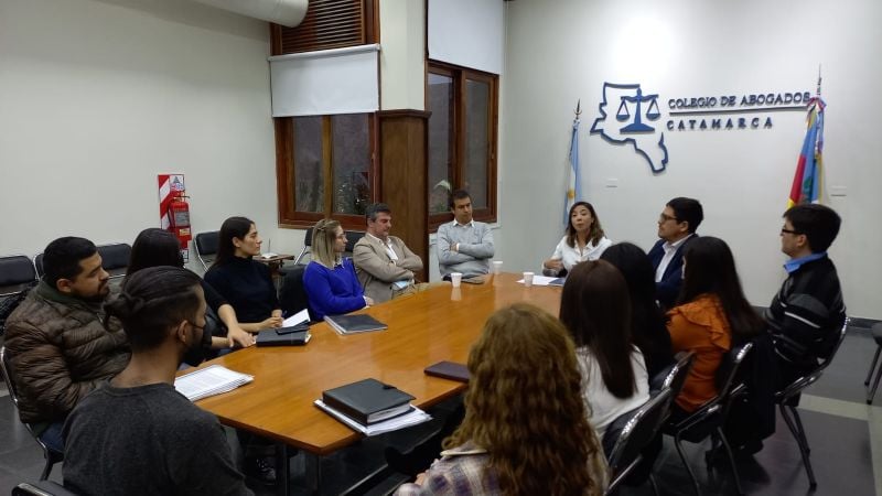 Personas desconocidas provocaron un incendio en un estudio jurídico