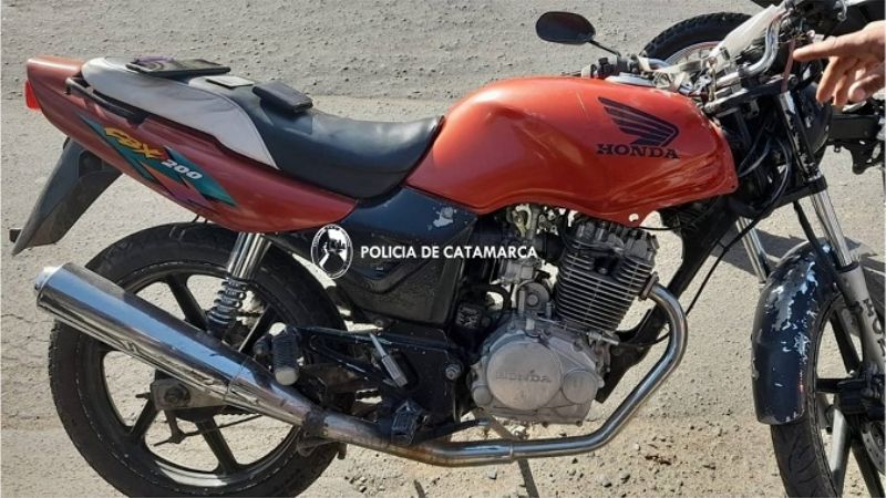 Secuestran una motocicleta
