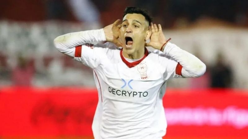 Doblete de Cristaldo, para que Huracán sea escolta