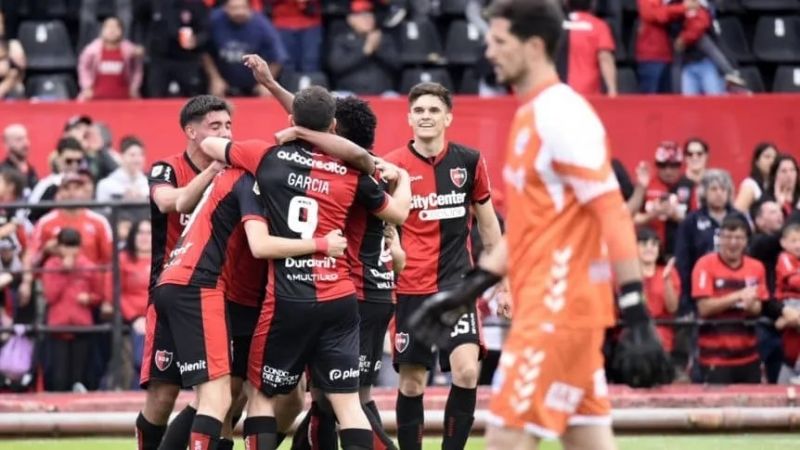 Atlético Tucumán otra vez líder solitario de la Liga