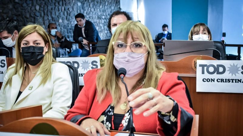 Zalazar a Manzi: “O no vive en Catamarca o tiene un discurso de otro lado”