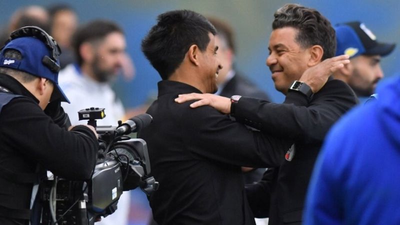 Boca visita a Lanús y River recibe a Banfield, por la Liga