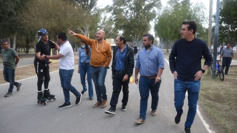 Gustavo inauguró la obra de forestación en el Parque “Lineal Néstor Kirchner”