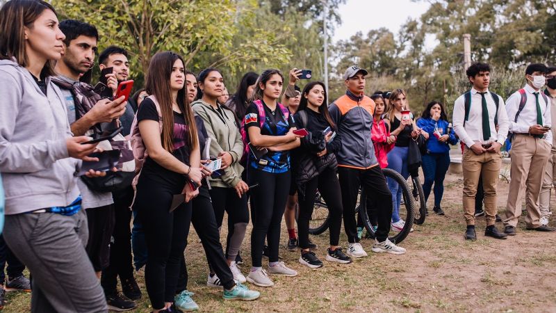 Gustavo inauguró la obra de forestación en el Parque “Lineal Néstor Kirchner”