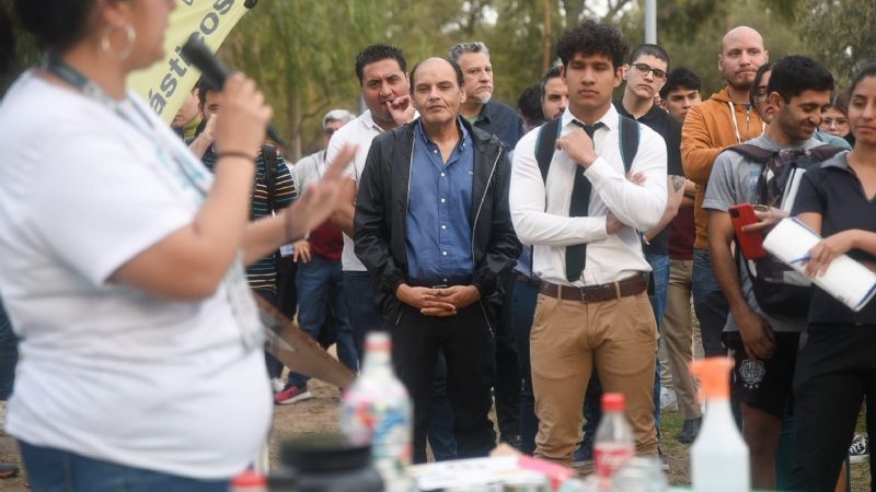 Gustavo inauguró la obra de forestación en el Parque “Lineal Néstor Kirchner”