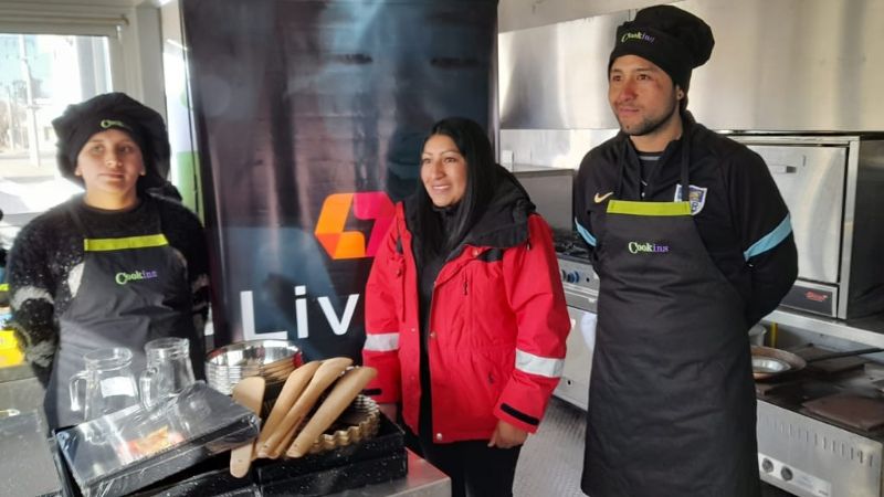 Educación dio inicio a la capacitación en gastronomía del Aula Taller Móvil