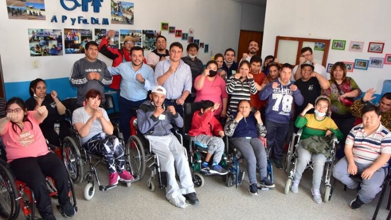 La Federación de Boxeo visitó APYFADIM