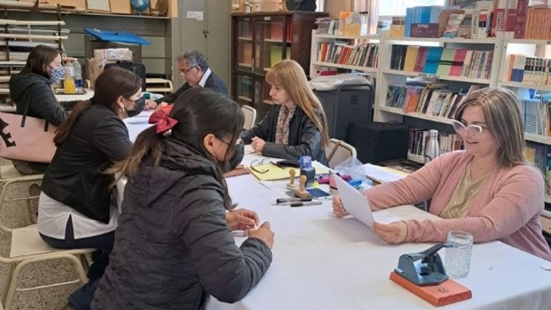 Junta de Clasificación inscribe docentes en Pomán y Andalgalá