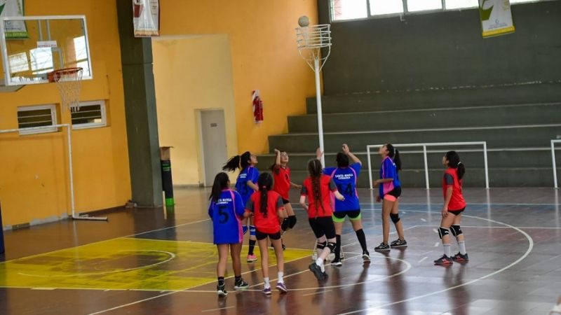 El MTB y Cestoball “coronaron” en Santa María