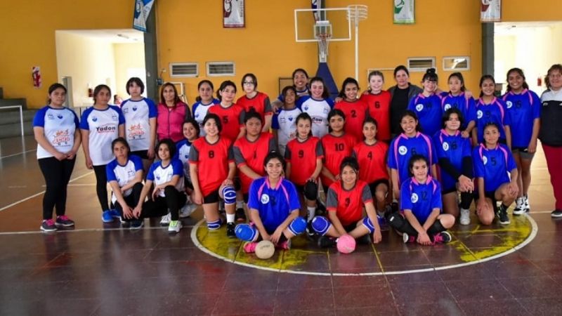 El MTB y Cestoball “coronaron” en Santa María