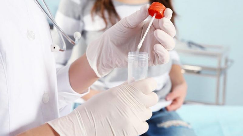 Condenaron a un enfermero mendocino por vender 800 certificados PCR ilegales