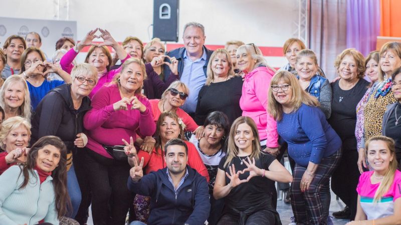 Jornada para adultos mayores en el Club Estudiantes de la Tablada