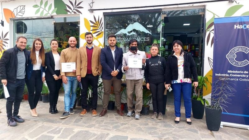 Créditos y ANR para el fortalecimiento del comercio local