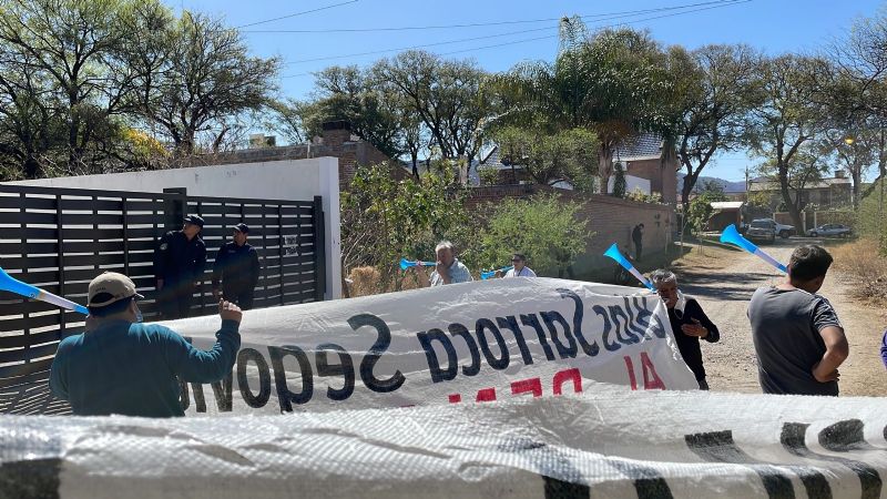 Sostienen que Bachiani está haciendo pagos selectivos