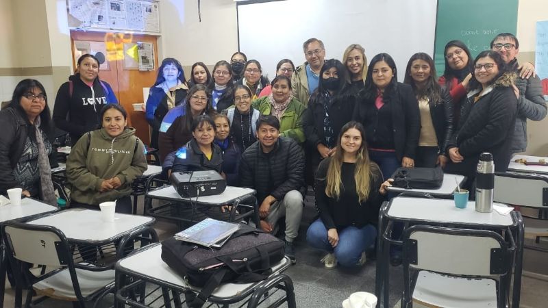 Continúan capacitando a docentes para el Aprender 2022