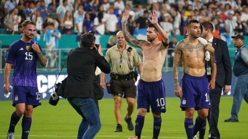 Argentina goleó con Messi y nuevas alternativas