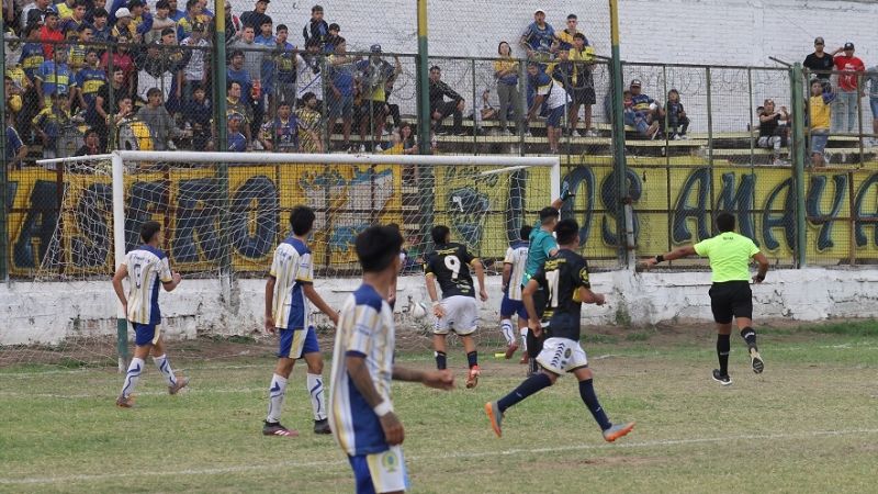Goleó San Lorenzo y “Poli” venció a la “Juve”