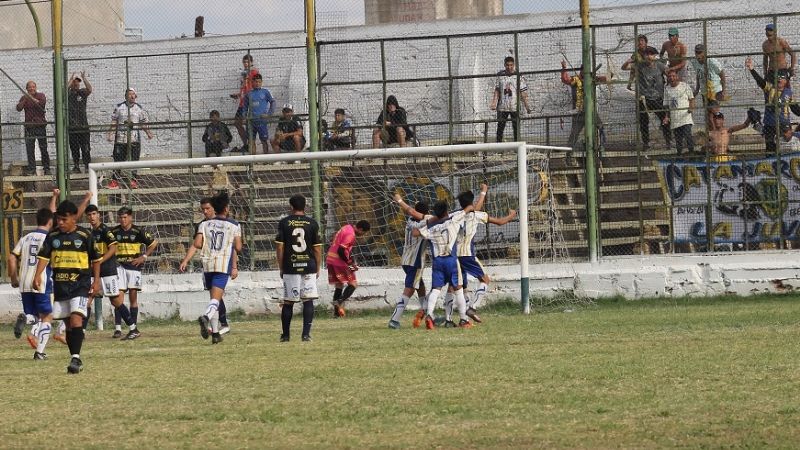 Goleó San Lorenzo y “Poli” venció a la “Juve”