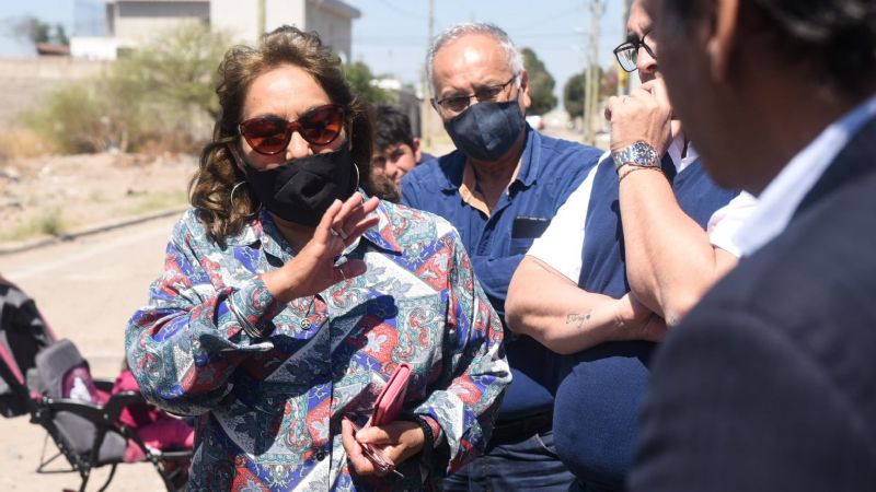 Gustavo inauguró las obras de aguas y cloacas