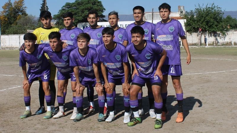 Sumó la “Juve”, empate “Decano” y triunfo de Fiel