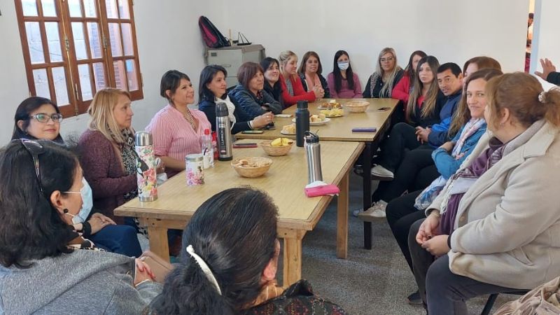 Denuncian por machismo y discriminación a Menecier