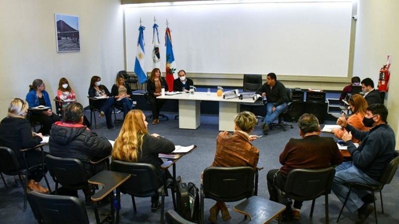 Jornada extendida: no hubo acuerdo con la Intersindical