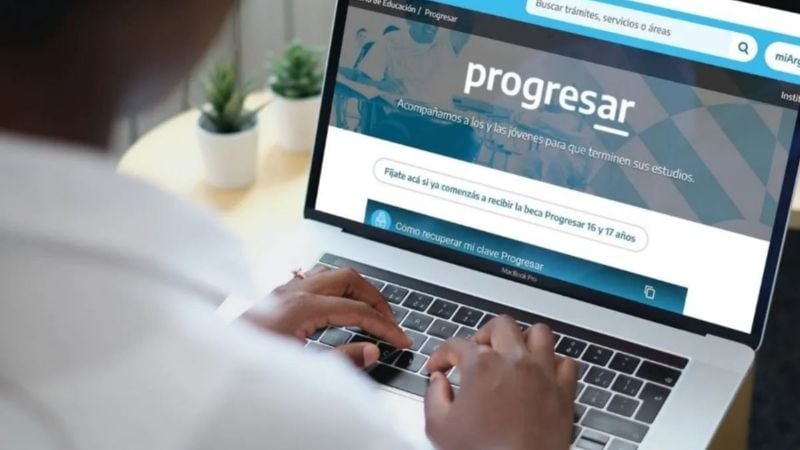 Progresar: Más de 300 estudiantes del interior pudieron asesorarse e inscribirse vía telefónica