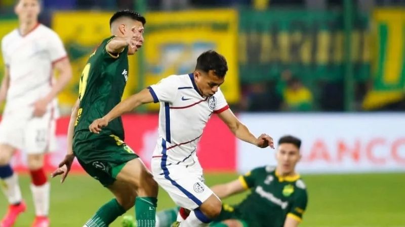 Godoy Cruz venció a Arsenal y sigue prendido arriba