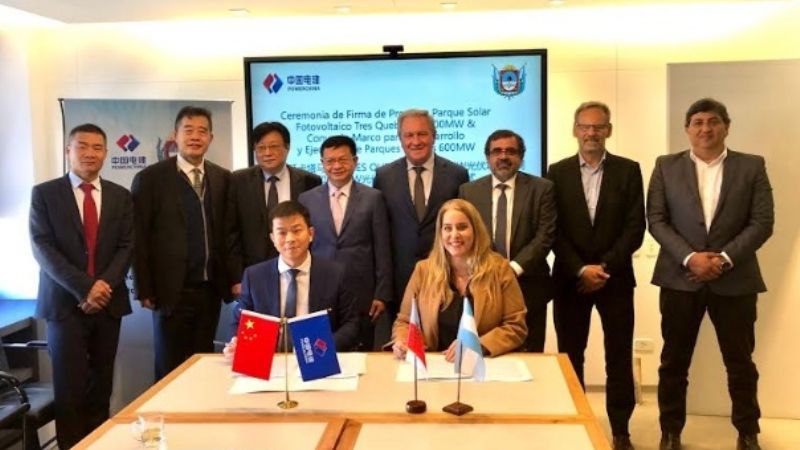 Catamarca firmó un convenio para construir cuatro nuevos parques solares