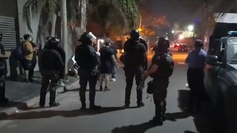 Desalojo de ahorristas frente a la casa de Blas