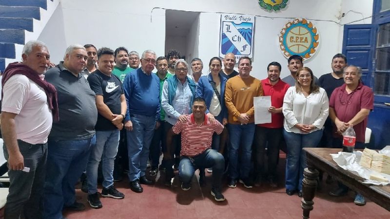 Sáenz comprometió la premiación para el Clausura chacarero