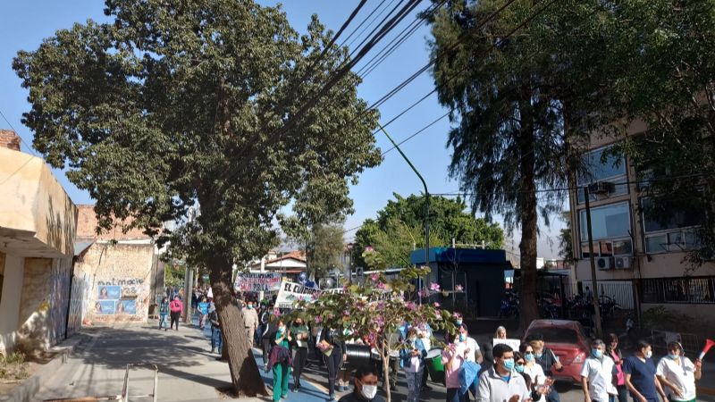 Comenzó la marcha de protesta de salud
