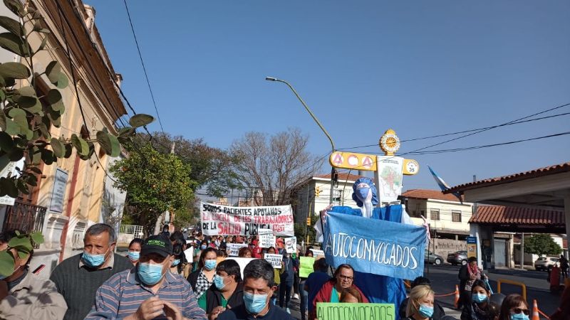 Comenzó la marcha de protesta de salud