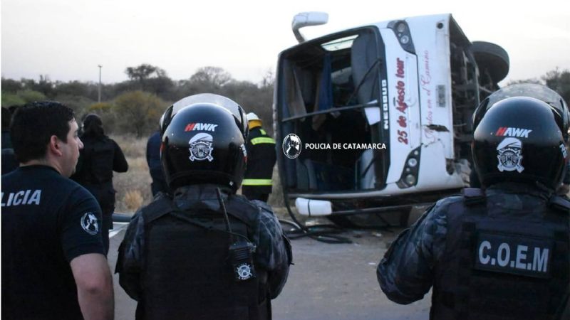 Volcó un colectivo que venía de Andalgala