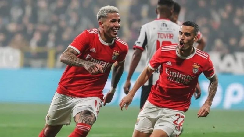 Enzo Fernández volvió a Benfica con gol y fue ovacionado