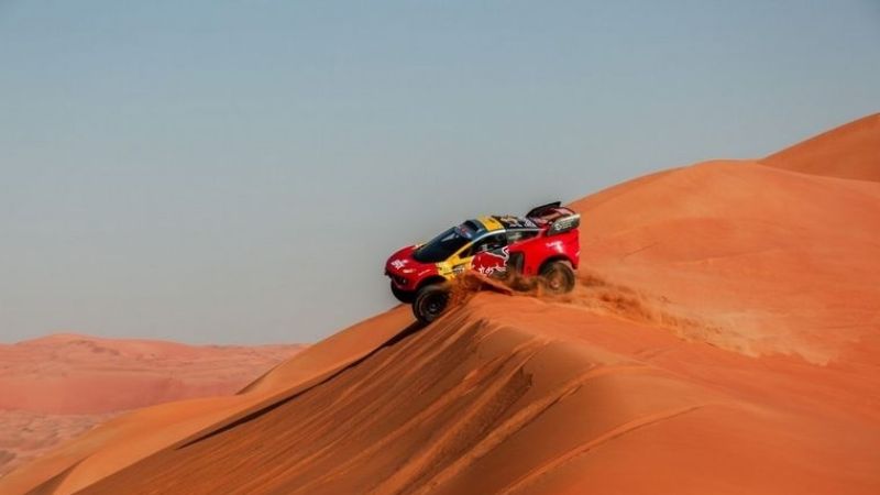 Luciano Benavides ganó su 3ra. etapa y Loeb la 5ta.