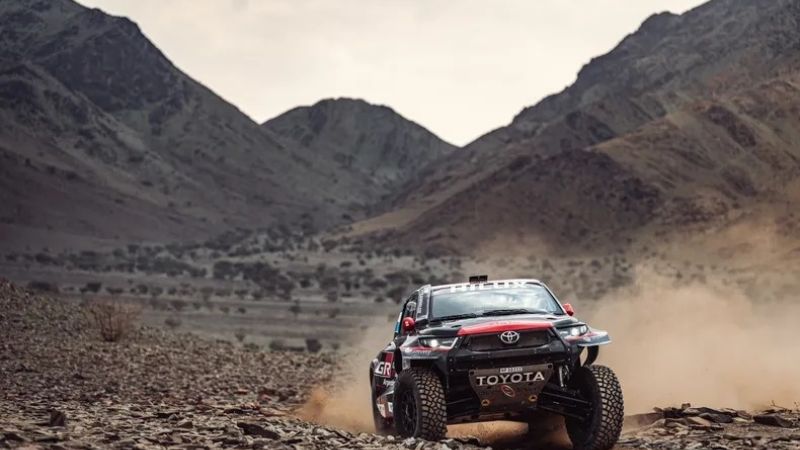 Luciano Benavides ganó su 3ra. etapa y Loeb la 5ta.