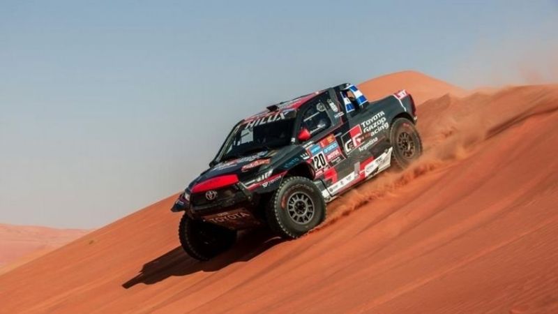 Luciano Benavides ganó su 3ra. etapa y Loeb la 5ta.