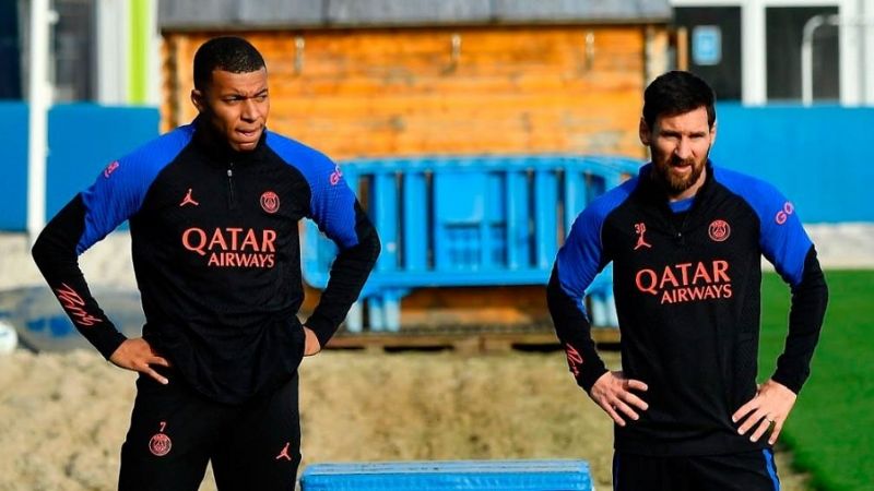 “Tibio abrazo” en el reencuentro entre Messi y Mbappé