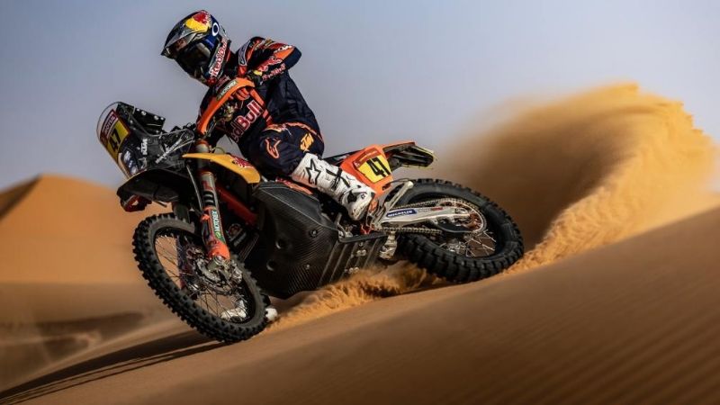 Vibrante final para Kevin Benavides, a 12 segundos de Price